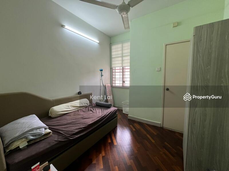 For Sale - Puteri 12