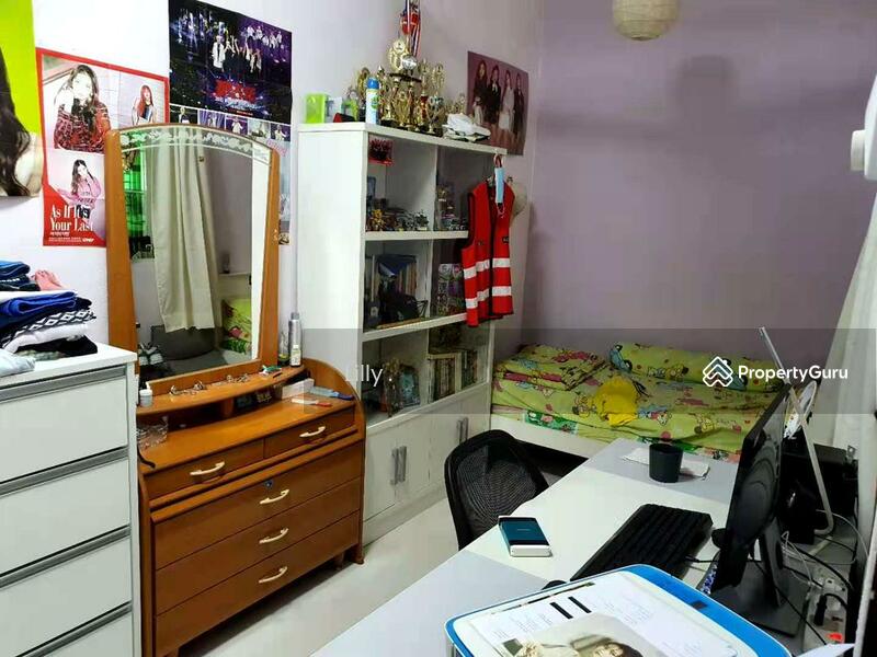 For Sale - Farlim @ Jalan Beriksa ~ 1 Storey Semi-Detached ~ Land 2249sf