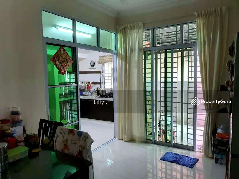 For Sale - Farlim @ Jalan Beriksa ~ 1 Storey Semi-Detached ~ Land 2249sf