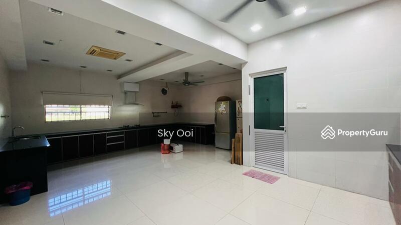 Untuk Dijual - 5 Bedrooms Rumah Berkembar Bagan Luar, Butterworth, Penang
