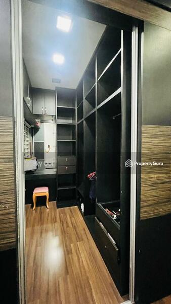 Untuk Dijual - 5 Bedrooms Rumah Berkembar Bagan Luar, Butterworth, Penang