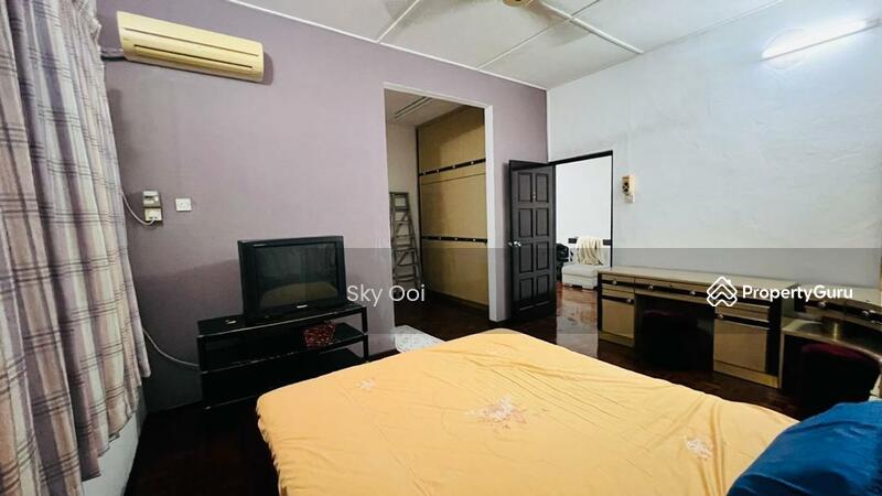 Untuk Dijual - 5 Bedrooms Rumah Berkembar Bagan Luar, Butterworth, Penang
