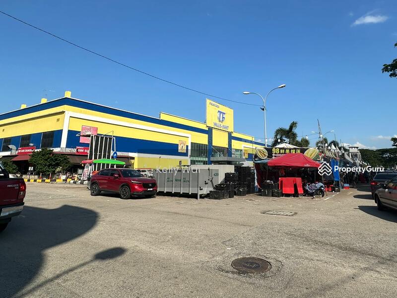For Sale - Jalan Bestari @ Nusa Bestari 3 Storey Shoplot End Lot For Sale