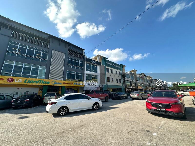 For Sale - Jalan Bestari @ Nusa Bestari 3 Storey Shoplot End Lot For Sale