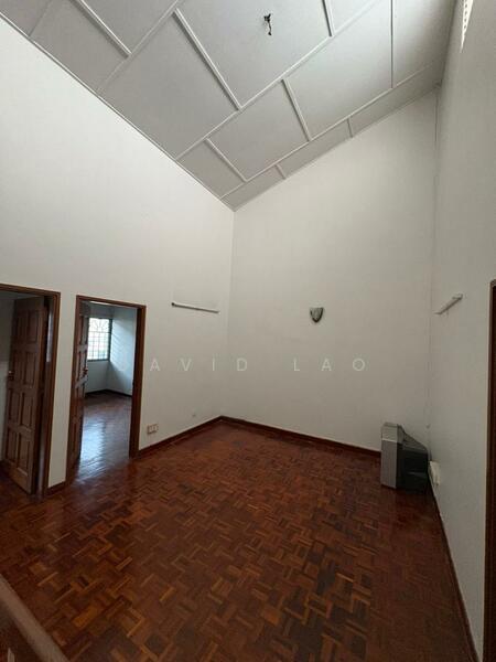 Untuk Disewa - 2 Storey House Ampang Tamam Uda Jaya Jalan Melati