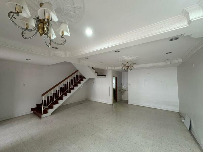 Untuk Disewa - 2 Storey House Ampang Tamam Uda Jaya Jalan Melati