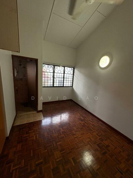 Untuk Disewa - 2 Storey House Ampang Tamam Uda Jaya Jalan Melati