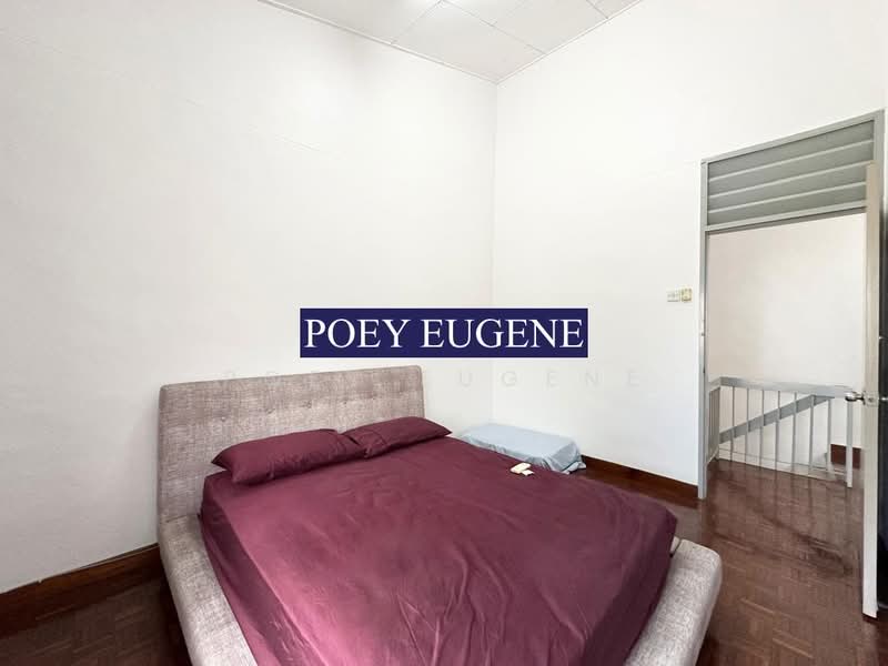 Rumah Teres 2 Tingkat untuk Dijual di Island Glades (Jelutong) - Poey Eugene - Bedroom - PropertyGuru.com.my