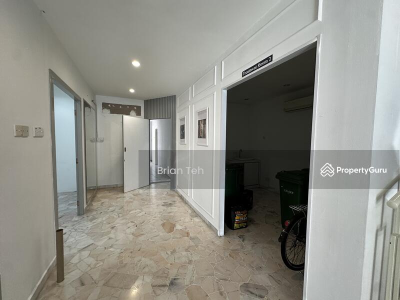 Untuk Disewa - 2 Sty Commercial Bungalow at Jalan Kelawai Gurney Drive Main Road