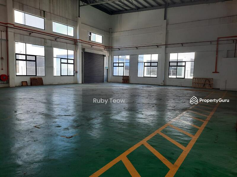 Untuk Disewa - Setia Business Park 1 – Semi-Detached Factory for Rent