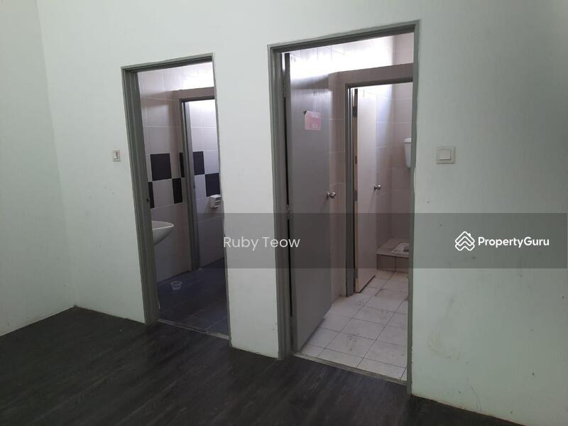 Untuk Disewa - Setia Business Park 1 – Semi-Detached Factory for Rent