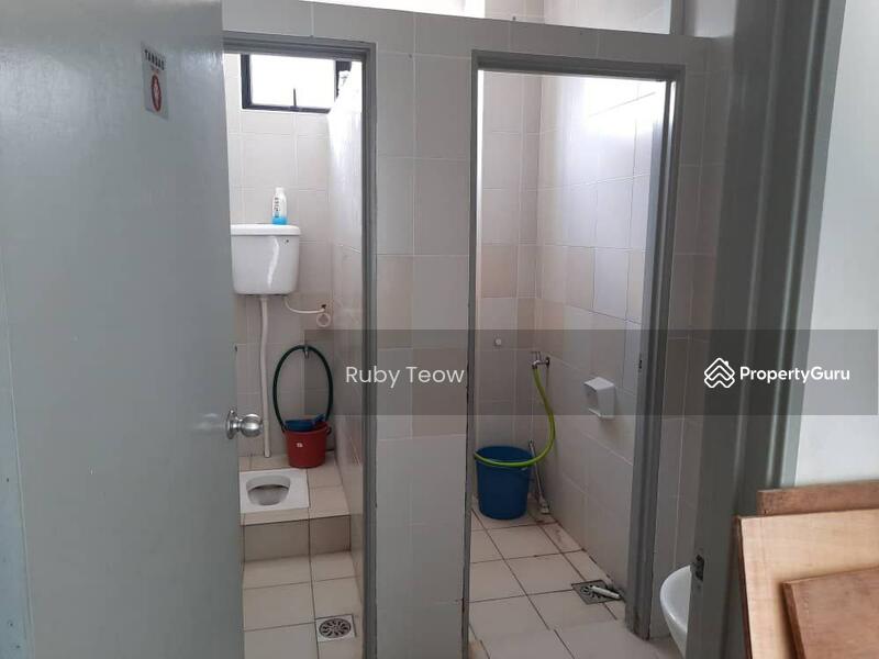 Untuk Disewa - Setia Business Park 1 – Semi-Detached Factory for Rent