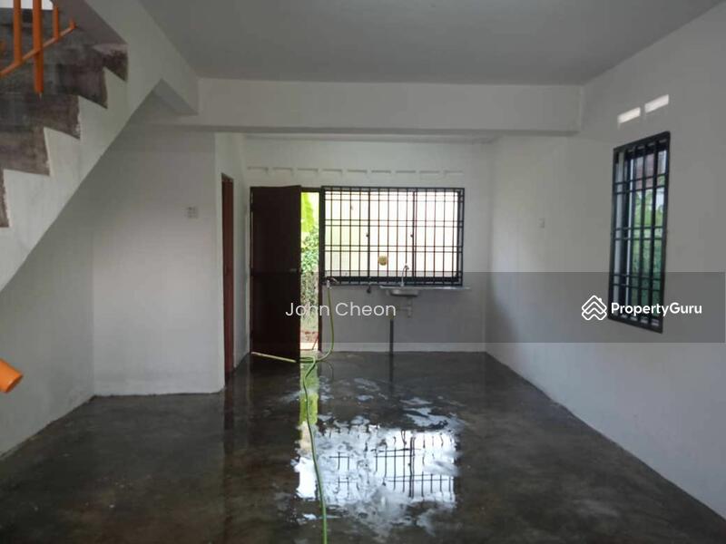 Untuk Dijual - 100%Full Laon!!! Jalan Tembikai Taman Kota Masai Low Cost For Sale