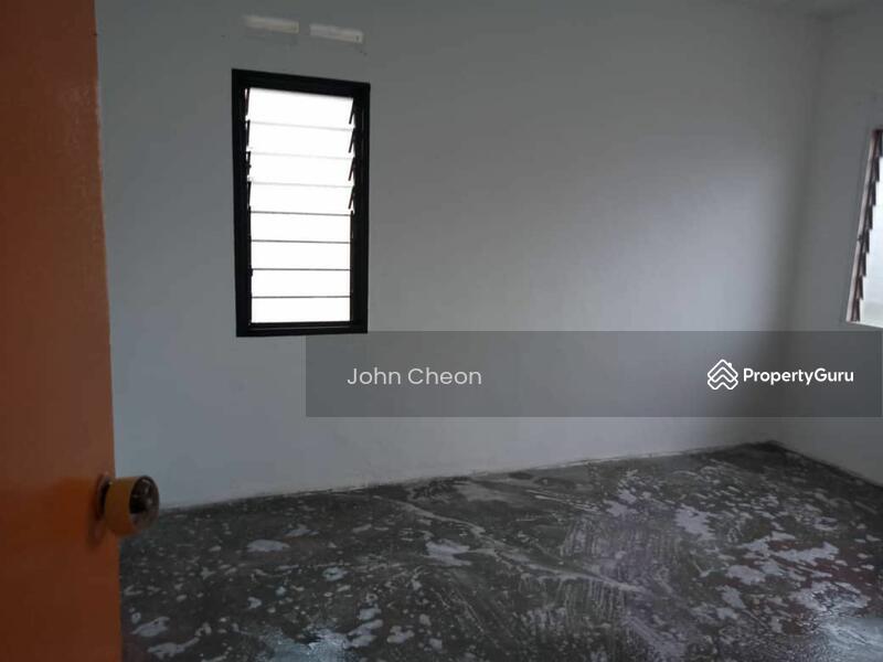 Untuk Dijual - 100%Full Laon!!! Jalan Tembikai Taman Kota Masai Low Cost For Sale
