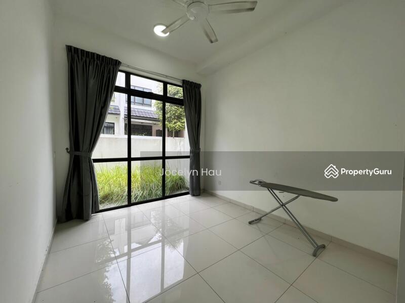 Untuk Dijual - Terraced House at Eco Summer