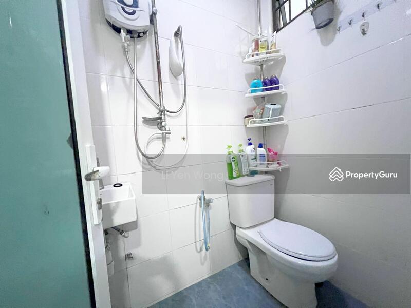 For Sale - Taman Yulek