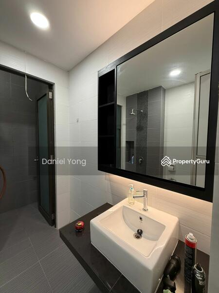 For Sale - 3-storey Terraced House at Taman Indahputra