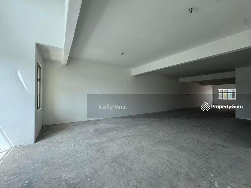 For Sale - Jalan Merbau 10 @ IOI Bandar Putra Kulai 2 Storey Shoplot For Sale