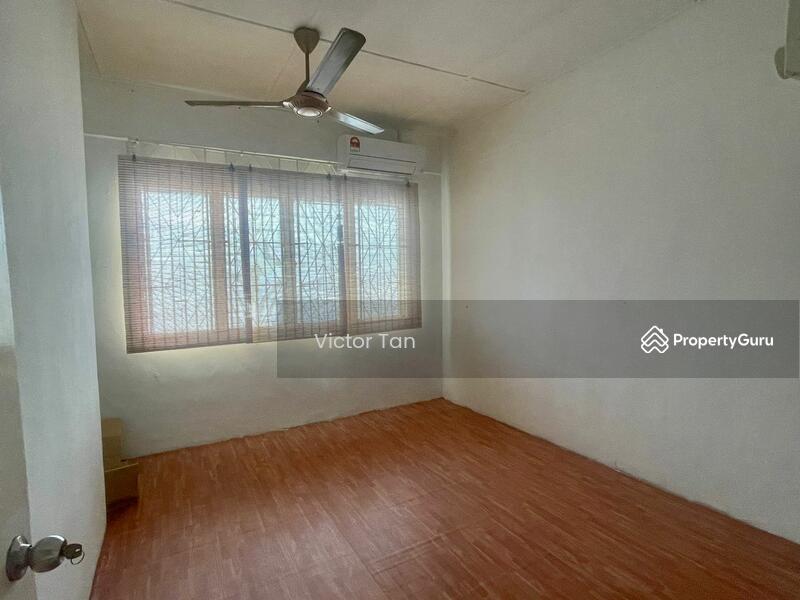 For Rent - Taman Johor Jaya