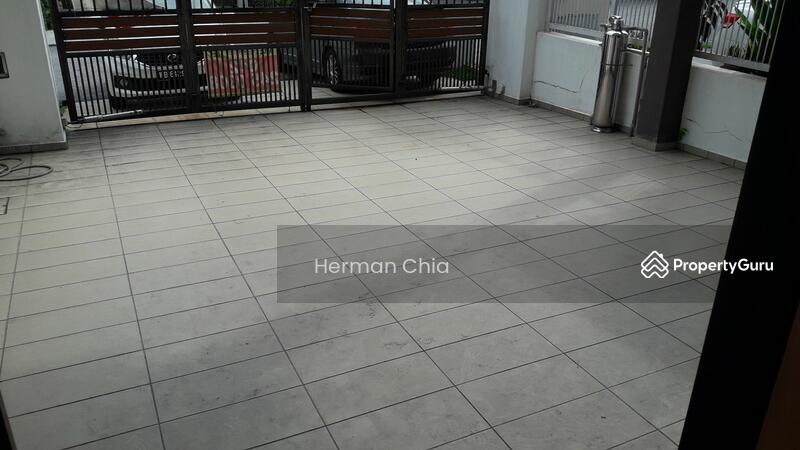 For Sale - 2.5-storey Terraced House at Taman Bukit Mandarina