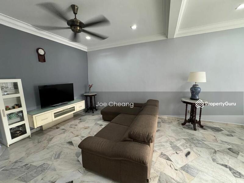 For Rent - Townhouse at Taman Megah Emas