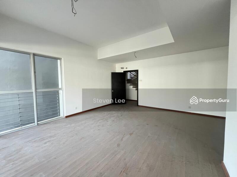 For Sale - [Cheapest] 2.5 Storey Terrace House, Emerald Garden, Kota Emerald, Rawang