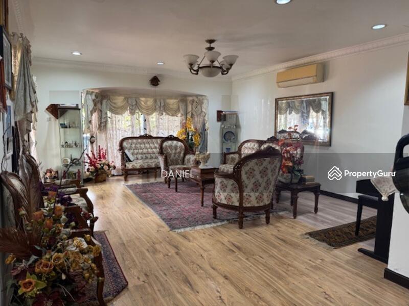 For Sale - UKAY PERDANA, AMPANG, SELANGOR.