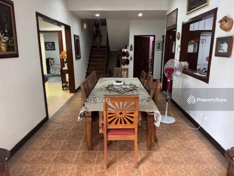 For Sale - UKAY PERDANA, AMPANG, SELANGOR.
