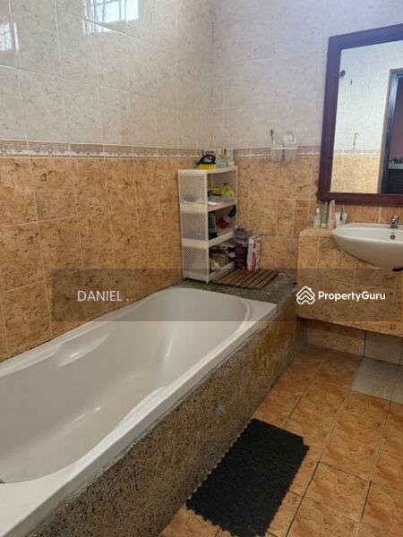 For Sale - UKAY PERDANA, AMPANG, SELANGOR.