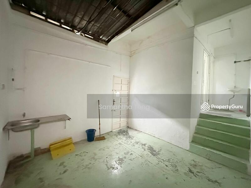 Taman Johor Jaya untuk Untuk Disewa - RM 1,600 /bulan, Mac 2026 - PropertyGuru.com.my