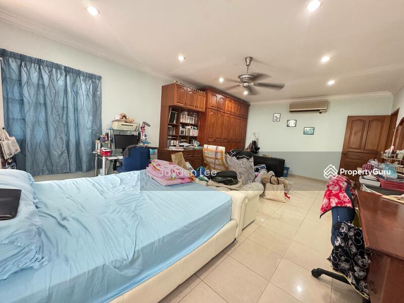 For Sale - Corner Unit 2 Storey Terrace House Taman Wawasan 4 Pusat Bandar Puchong