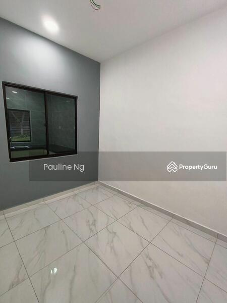 Untuk Dijual - 2-storey Terrace House at Taman Kempas Indah