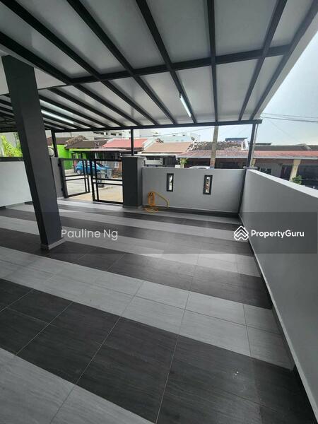 Untuk Dijual - 2-storey Terrace House at Taman Kempas Indah