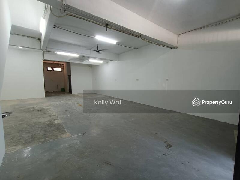 For Sale - Jalan Tun Abdul Razak Susur 1 @ Johor 4 Storey Shoplot For Sale