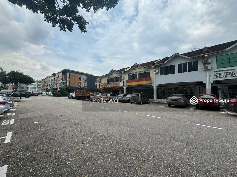 For Sale - Jalan Molek @ Taman Molek Double Storey Shop Lot For Sale