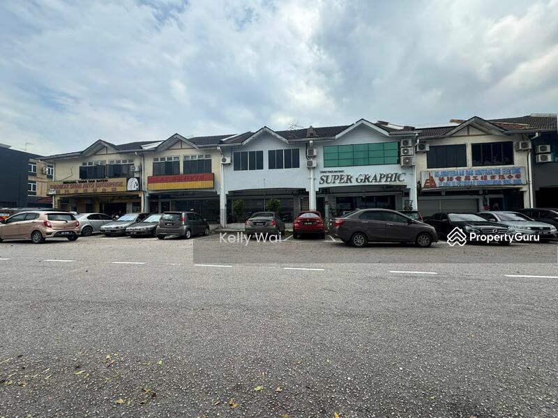 For Sale - Jalan Molek @ Taman Molek Double Storey Shop Lot For Sale