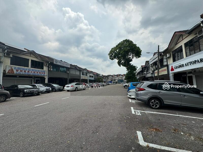 For Sale - Jalan Molek @ Taman Molek Double Storey Shop Lot For Sale