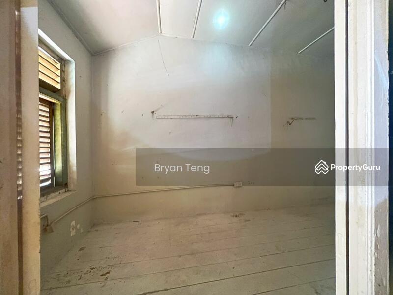 For Rent - SHOP LOT DOUBLE STOREY RENT AT SRI BAHARI GEORGETOWN FACING ROAD