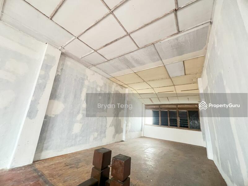 For Rent - SHOP LOT 3 STOREY RENT AT LEBUH CHULIA GEORGETOWN TOURIST HOTSPOT