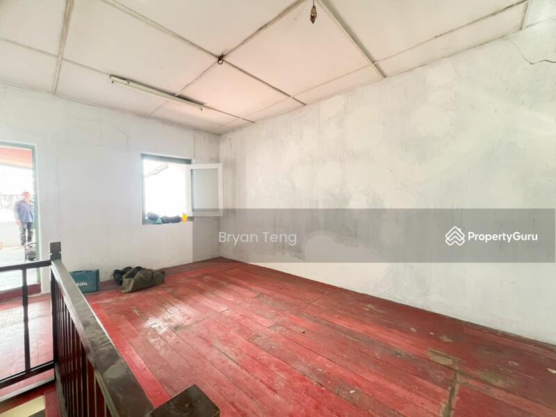 For Rent - SHOP LOT 3 STOREY RENT AT LEBUH CHULIA GEORGETOWN TOURIST HOTSPOT