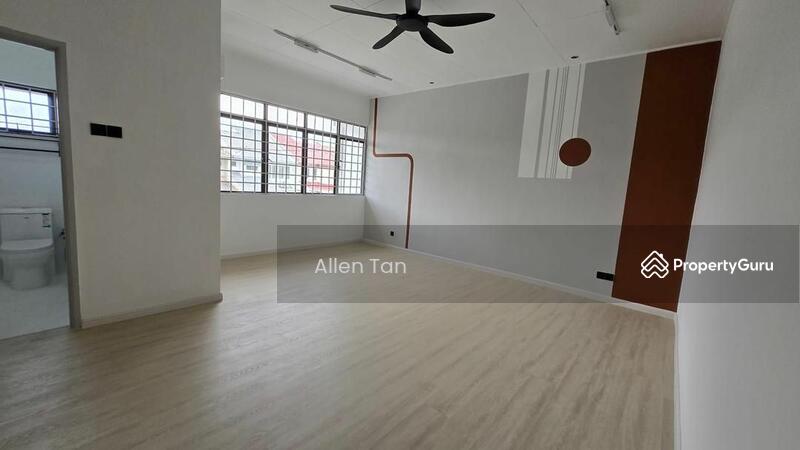 Untuk Disewa - 2-storey Terrace House at Bandar Utama 12