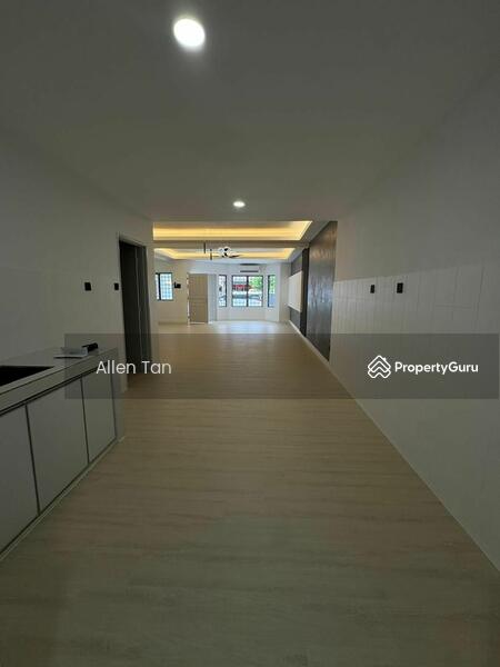 Untuk Disewa - 2-storey Terrace House at Bandar Utama 12