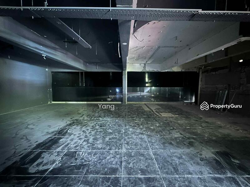 Untuk Disewa - 3 storey warehouse (can do Club/ Bar/ Live Music)