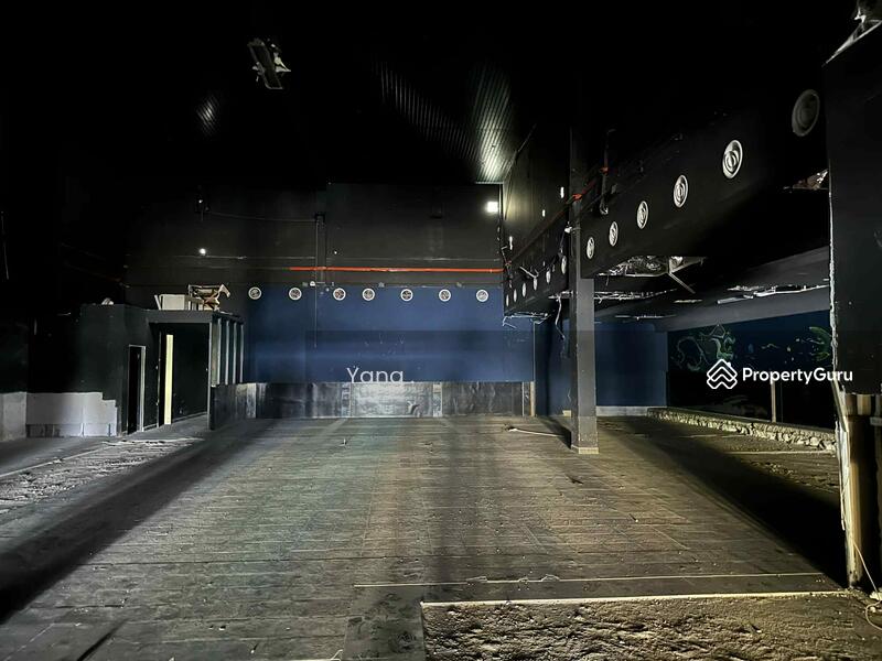 Untuk Disewa - 3 storey warehouse (can do Club/ Bar/ Live Music)