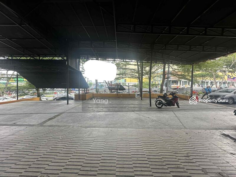 Untuk Disewa - 3 storey warehouse (can do Club/ Bar/ Live Music)