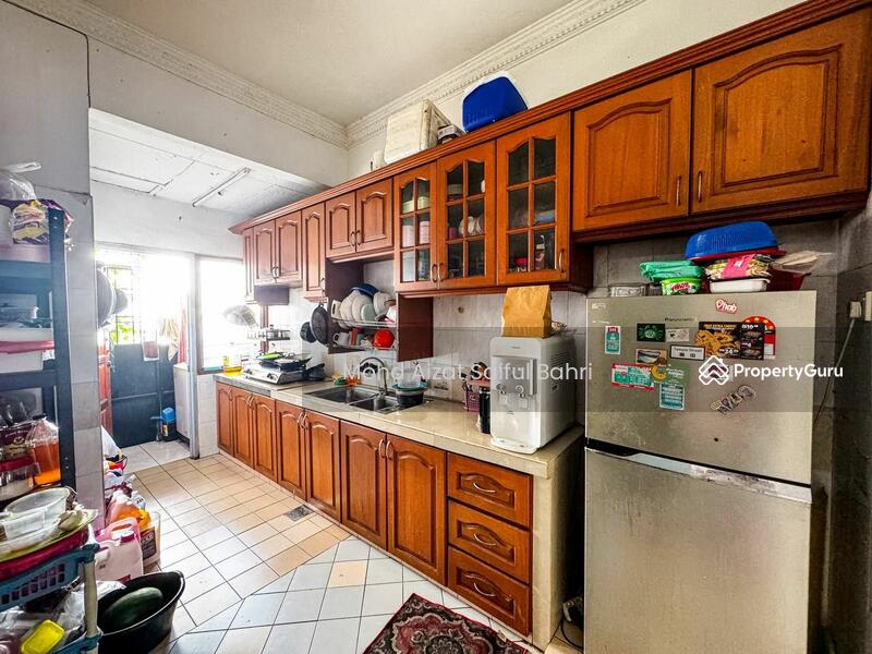 For Sale - Terraced House at Seksyen 7