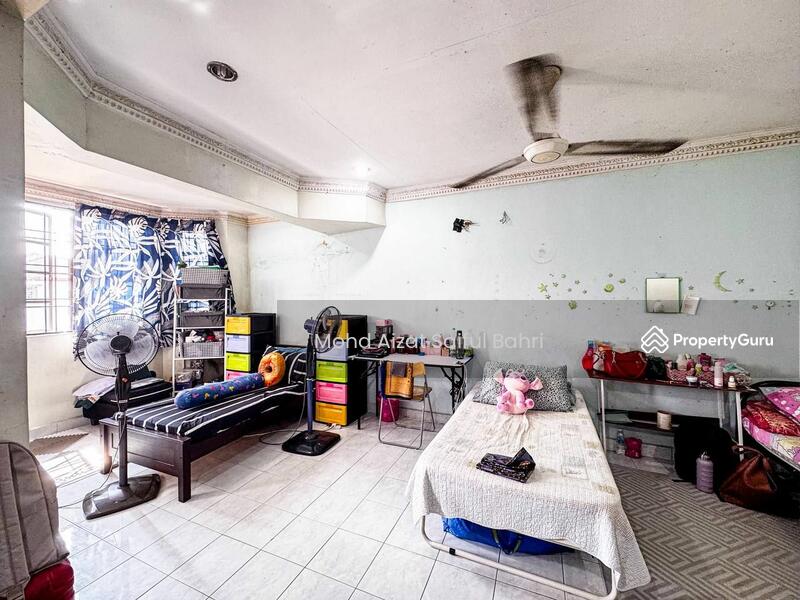 For Sale - Terraced House at Seksyen 7