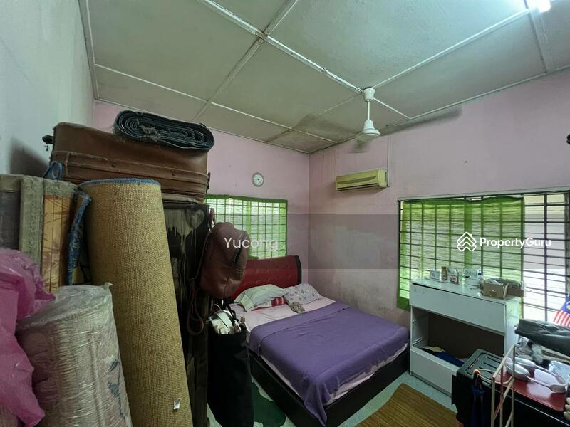 Untuk Dijual - Larkin Larkin Larkins