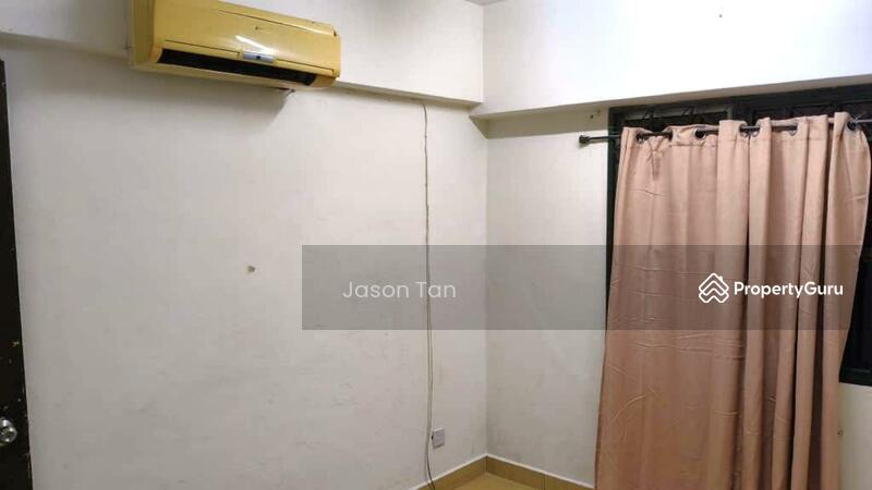 For Rent - Arena Green