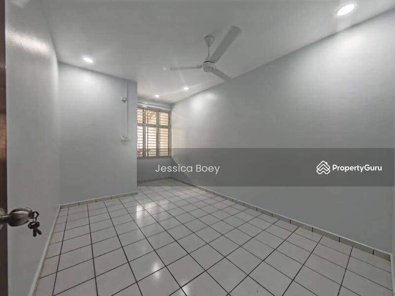 For Rent - Taman Daya Jalan Rumbia